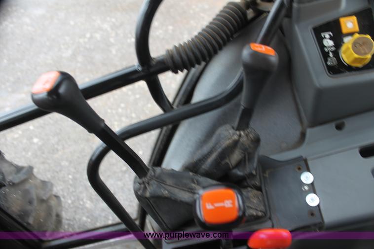 image for item I7256 1997 New Holland 7740SL MFWD tractor