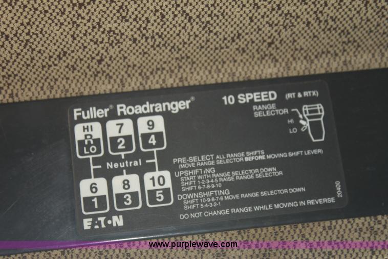 image for item I7272 1989 Freightliner dump truck