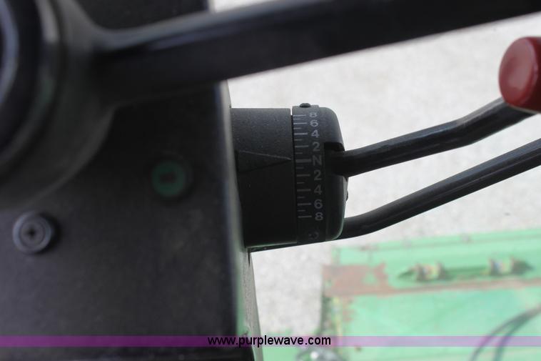 image for item I7273 1987 John Deere 8820 Titan II combine