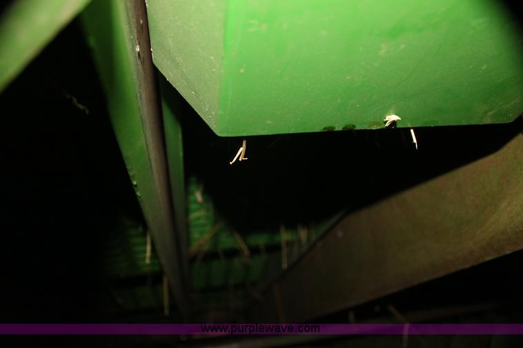 image for item I7273 1987 John Deere 8820 Titan II combine