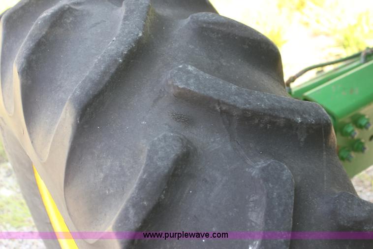 image for item I7273 1987 John Deere 8820 Titan II combine