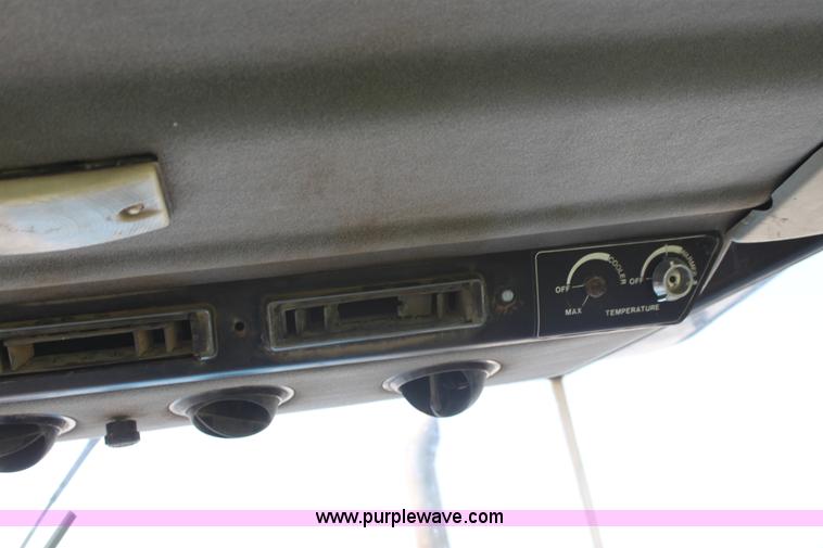 image for item I7274 1990 Ford 976 Versatile Designation 6 4WD tractor