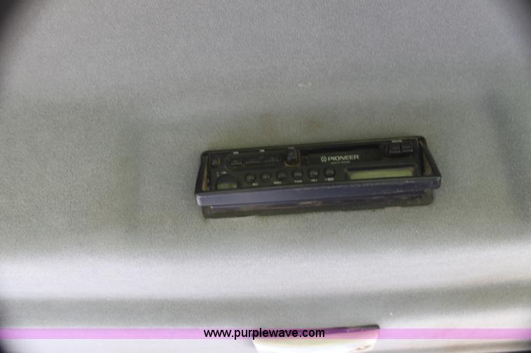 image for item I7274 1990 Ford 976 Versatile Designation 6 4WD tractor