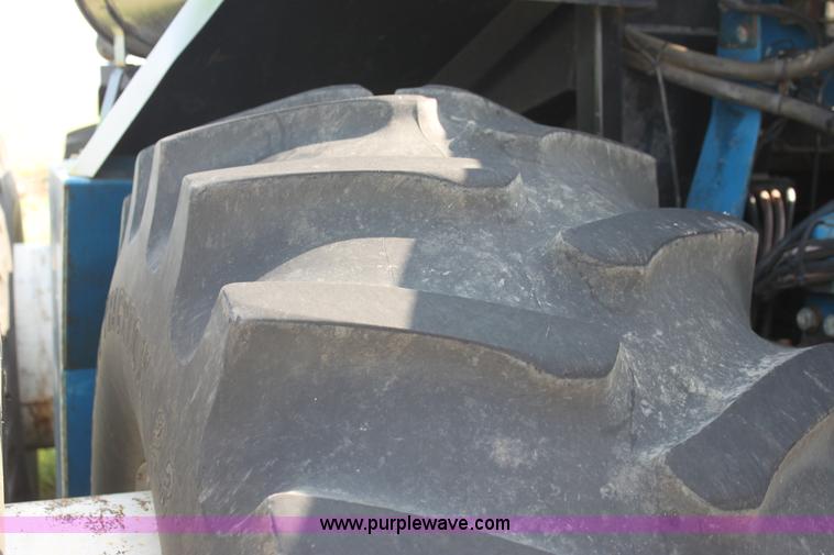 image for item I7274 1990 Ford 976 Versatile Designation 6 4WD tractor