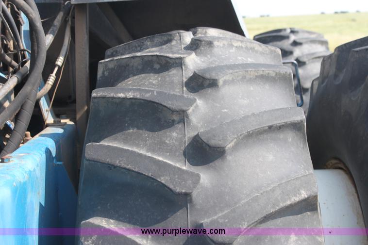 image for item I7274 1990 Ford 976 Versatile Designation 6 4WD tractor