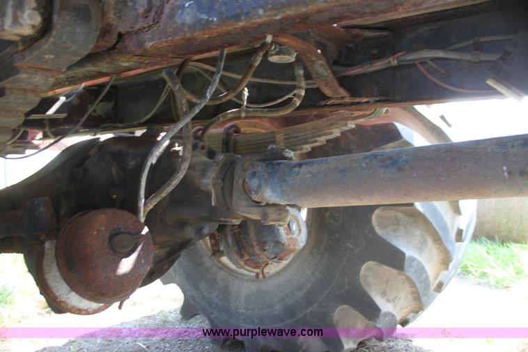 image for item I7275 Mack R685T spreader truck