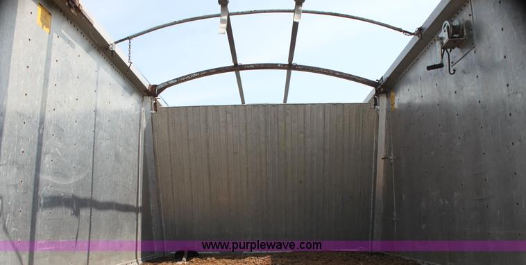 image for item I7277 1990 Wilson Convert-A-Hauler hopper bottom trailer