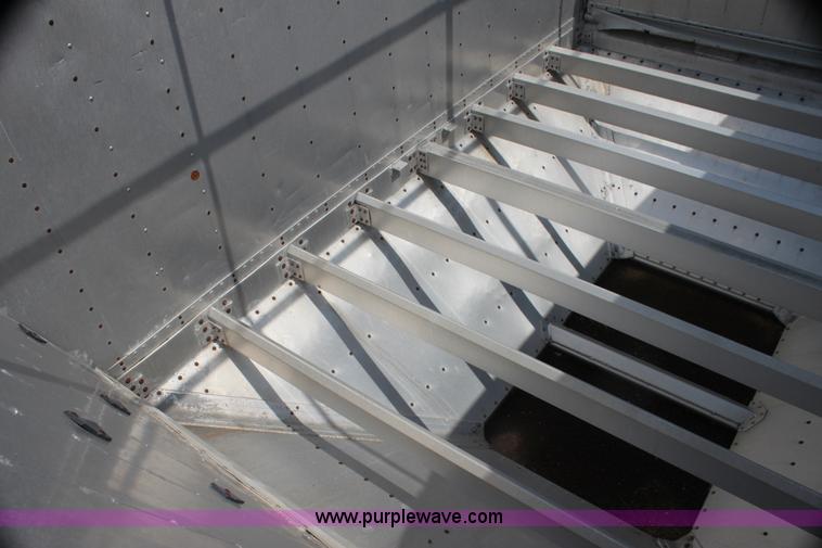 image for item I7277 1990 Wilson Convert-A-Hauler hopper bottom trailer