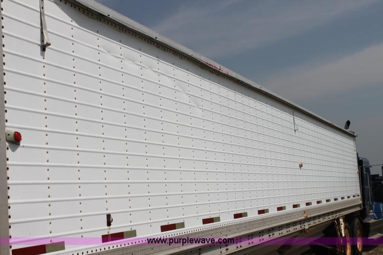 image for item I7277 1990 Wilson Convert-A-Hauler hopper bottom trailer