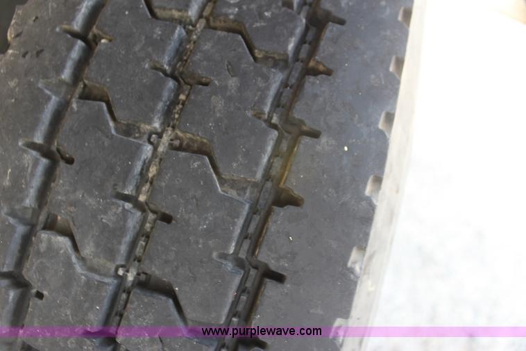 image for item I7277 1990 Wilson Convert-A-Hauler hopper bottom trailer