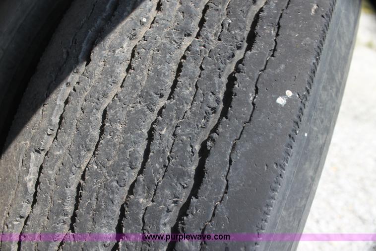 image for item I7277 1990 Wilson Convert-A-Hauler hopper bottom trailer