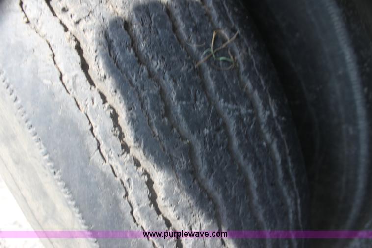 image for item I7277 1990 Wilson Convert-A-Hauler hopper bottom trailer