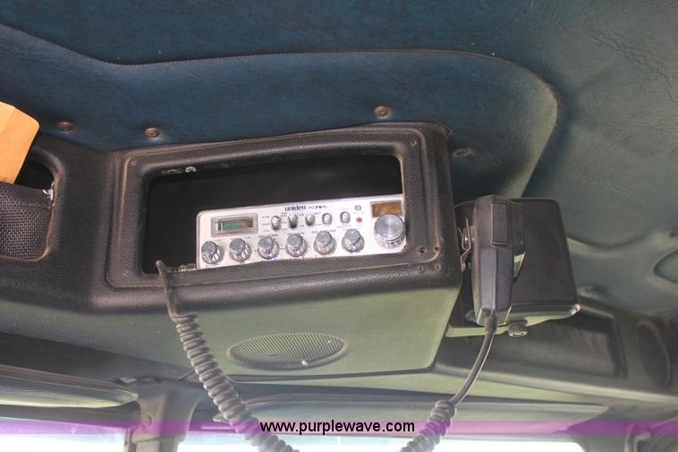 image for item I7278 1991 Freightliner FLD112 semi truck