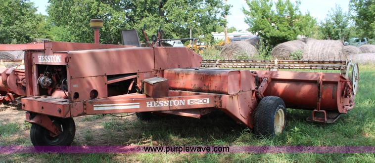 image for item J1028 Hesston 6200 self-propelled swather
