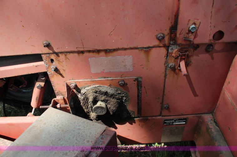 image for item J1028 Hesston 6200 self-propelled swather