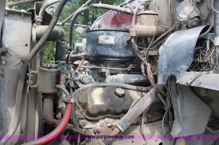 image for item J1246 1981 Chevrolet Kodiak floater spreader truck