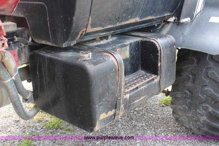 image for item J1246 1981 Chevrolet Kodiak floater spreader truck