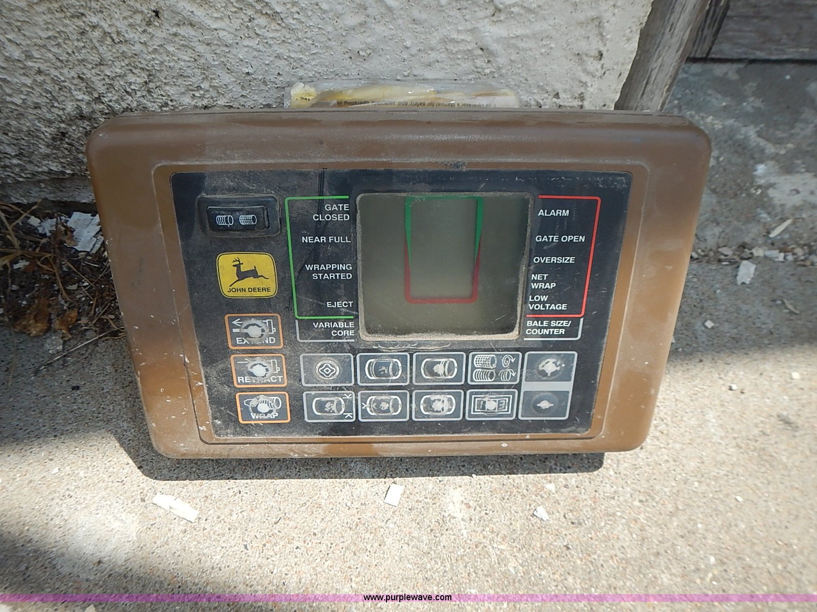 (2) John Deere Bale Trak Plus monitors in Greeley, KS Item BA9659