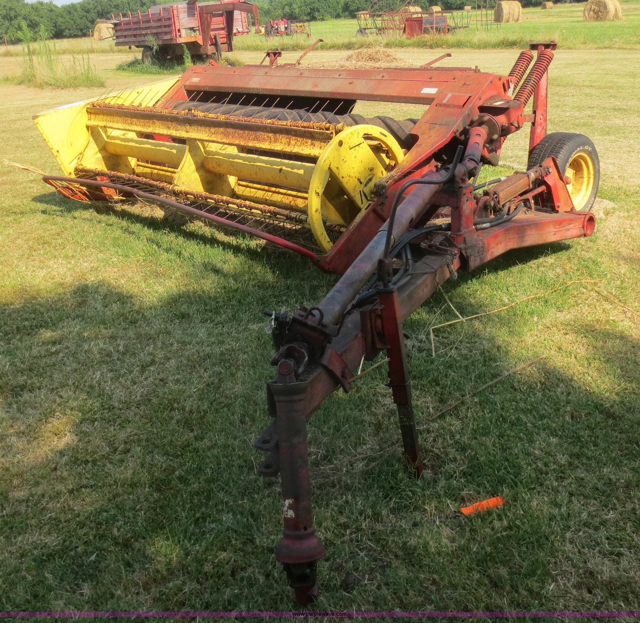 New Holland 479 haybine mower conditioner in Cherryvale, KS Item
