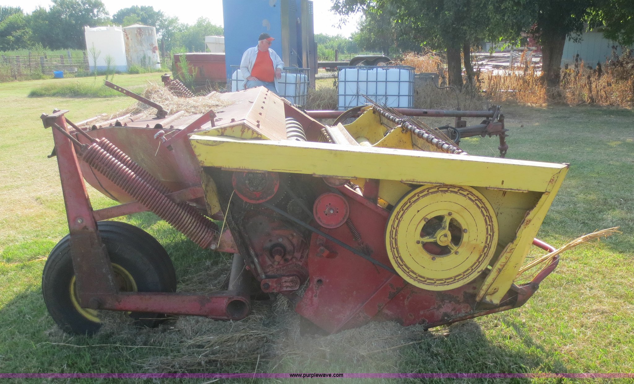 New Holland 479 haybine mower conditioner in Cherryvale, KS Item