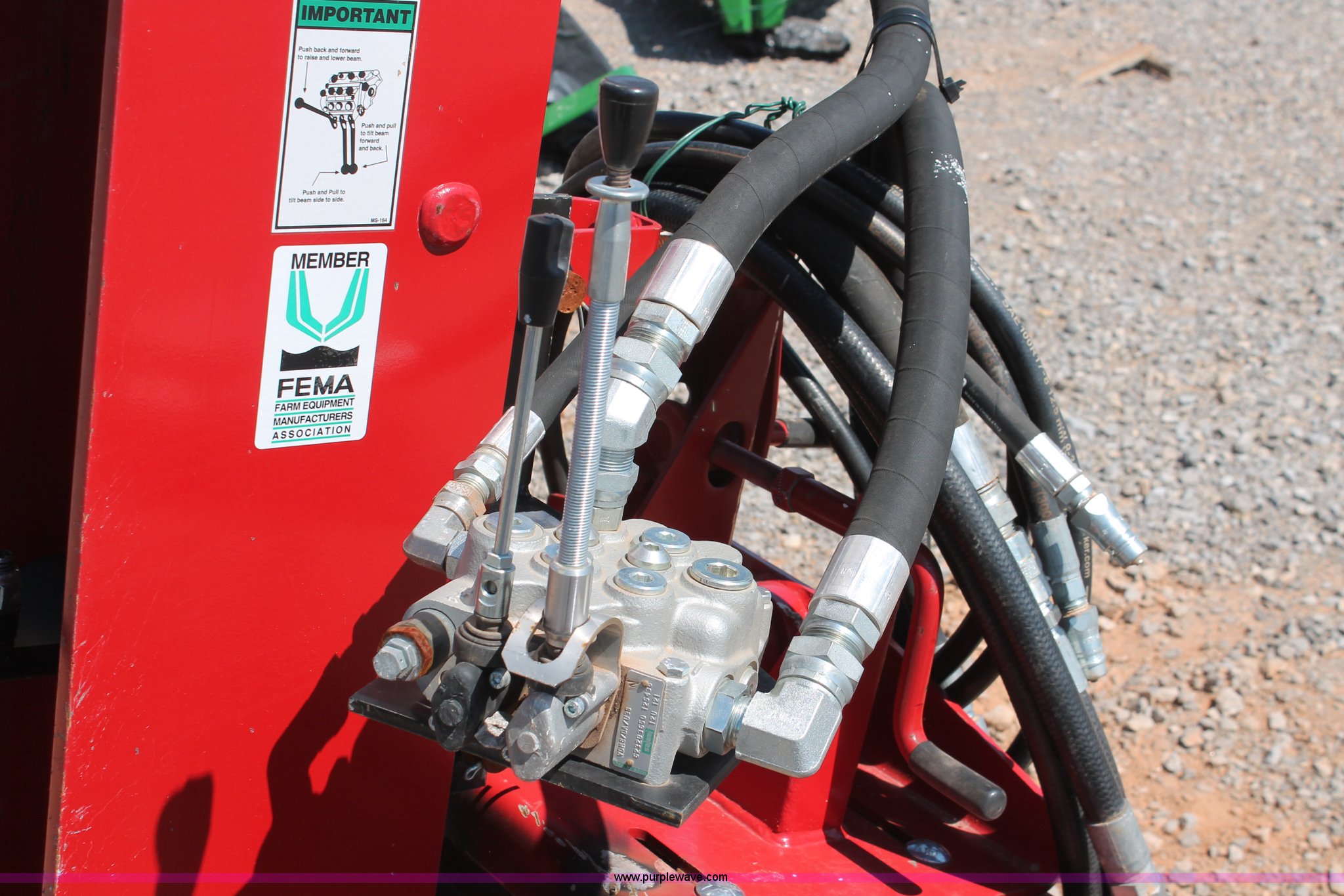 2013 Shaver HD10 hydraulic post driver in Clinton, OK Item H5624 sold