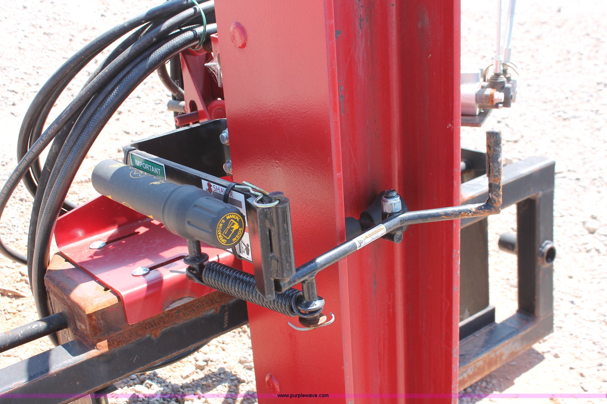 2013 Shaver HD10 hydraulic post driver in Clinton, OK Item H5624 sold