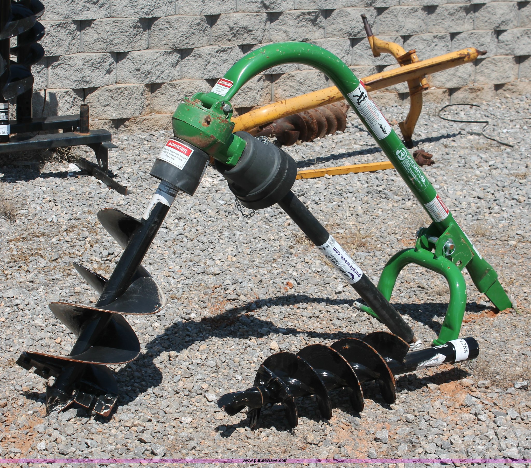 2012 Frontier PHD100 post hole digger in Clinton, OK Item H5625 sold