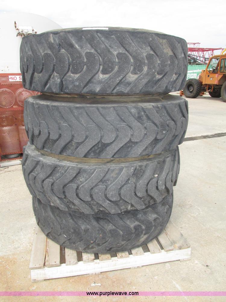 image for item AE9282 Firestone 14.00-24TG foam-filled tires