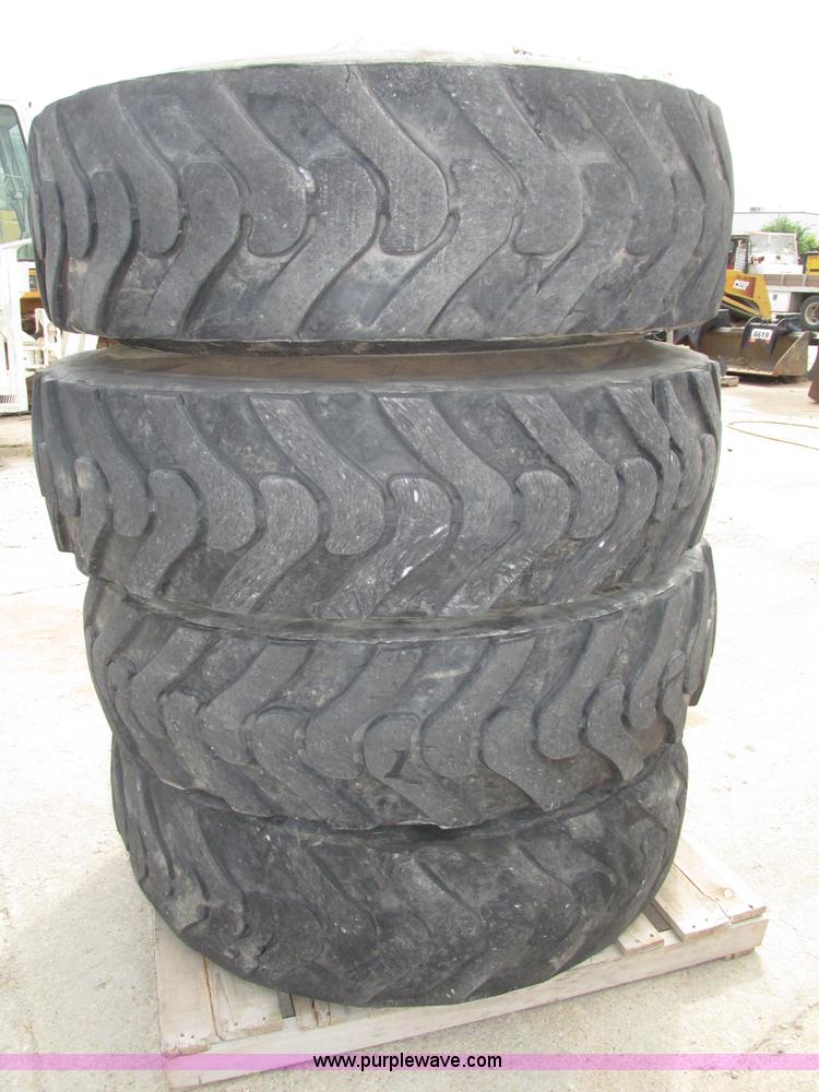 image for item AE9282 Firestone 14.00-24TG foam-filled tires