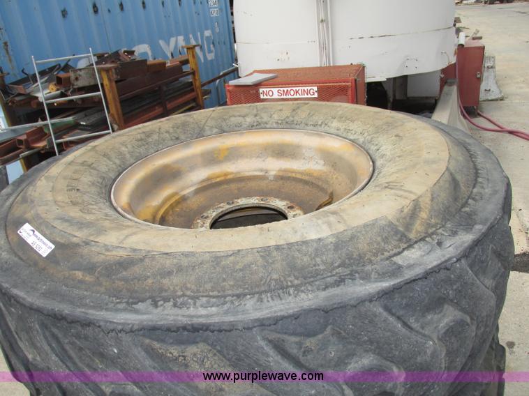 image for item AE9282 Firestone 14.00-24TG foam-filled tires