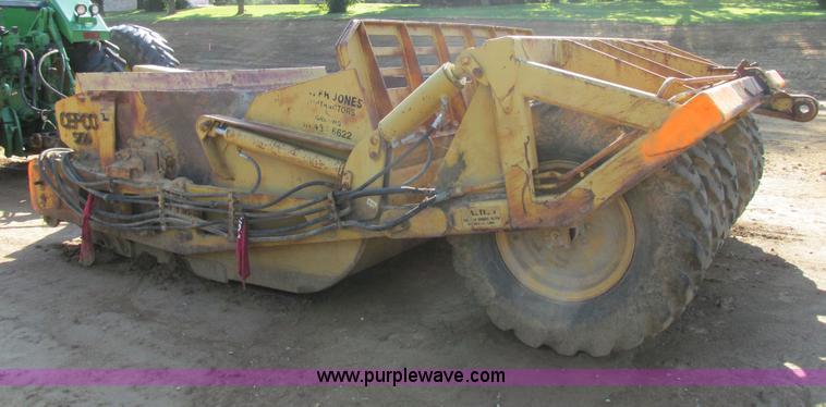 image for item AN9014 Cepco 5150 pull type pan scraper