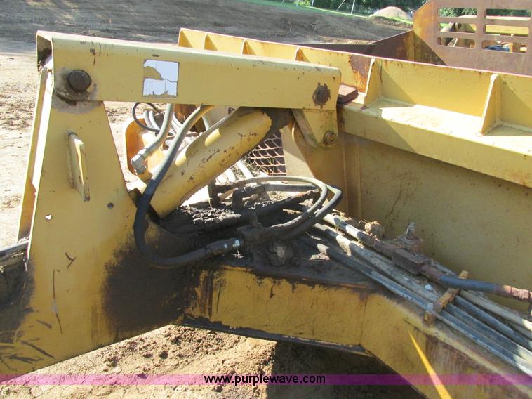 image for item AN9014 Cepco 5150 pull type pan scraper