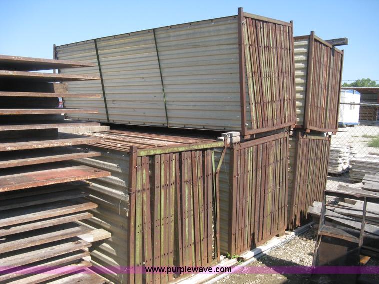 image for item AS9033 (169) Kelly Klosure panels wind break enclosure system