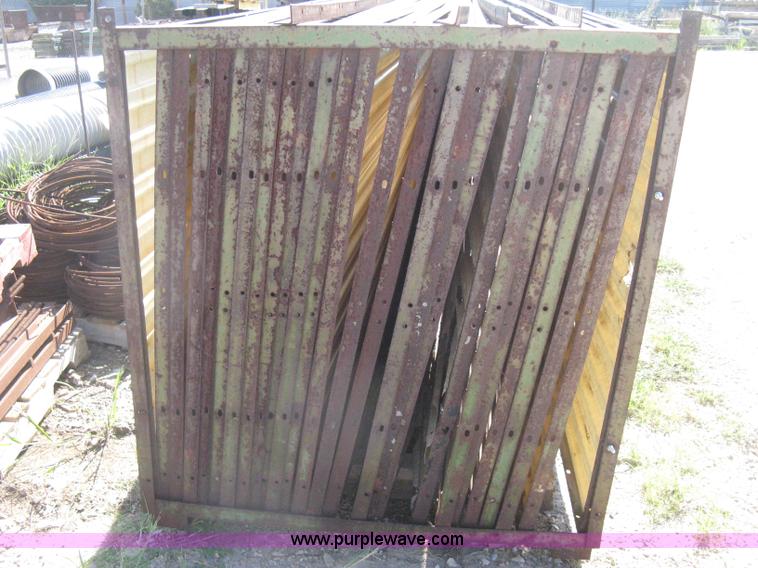 image for item AS9033 (169) Kelly Klosure panels wind break enclosure system