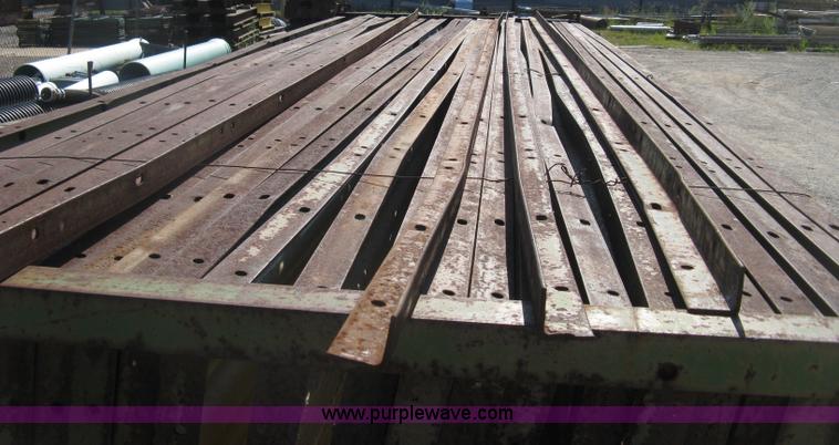 image for item AS9033 (169) Kelly Klosure panels wind break enclosure system