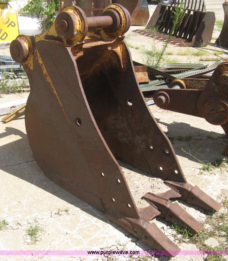 image for item AS9035 24"W excavator bucket