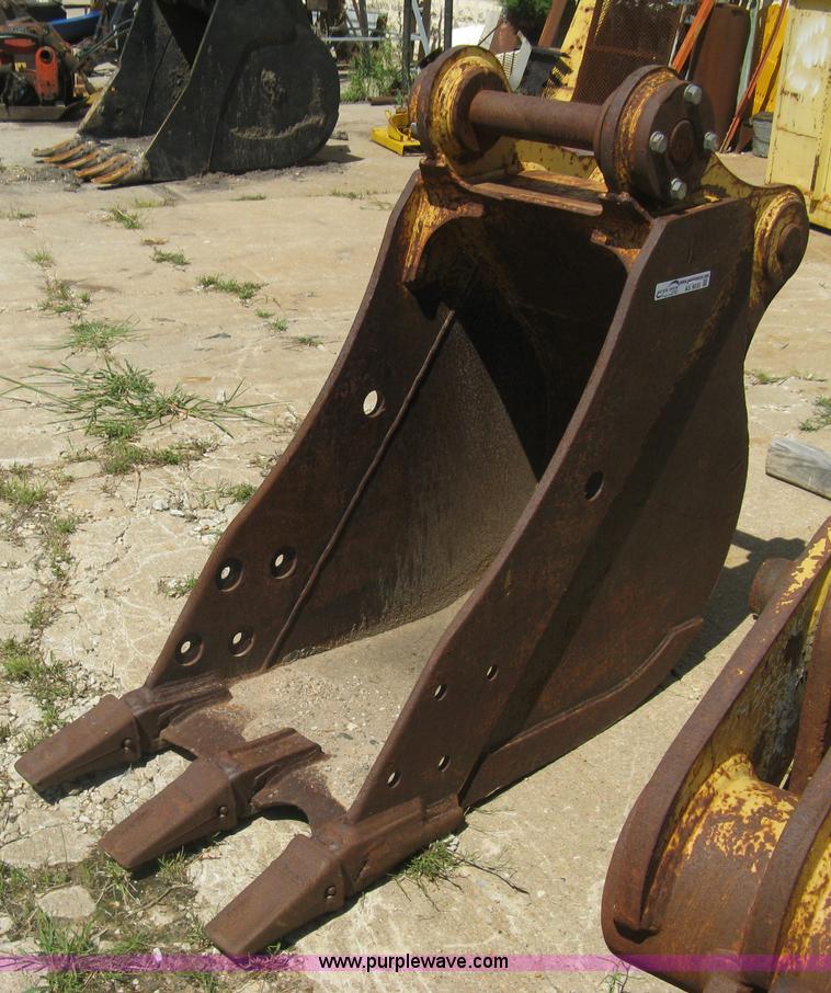 image for item AS9035 24"W excavator bucket