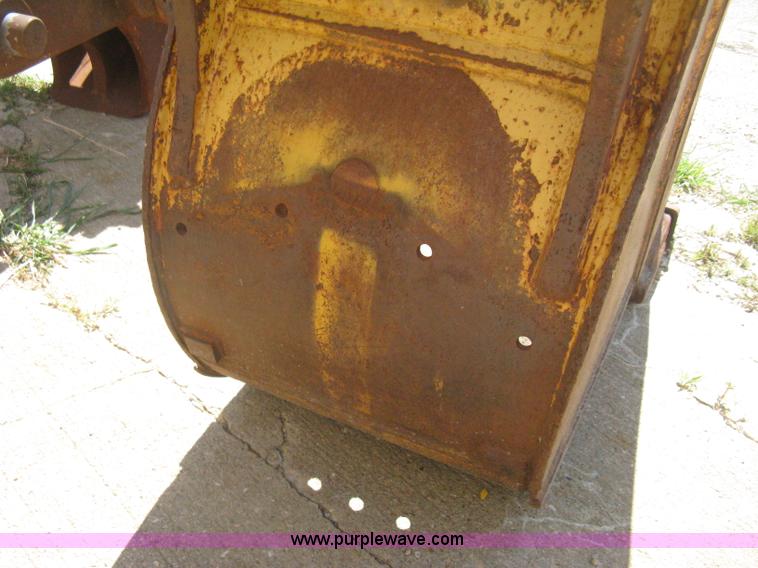 image for item AS9035 24"W excavator bucket