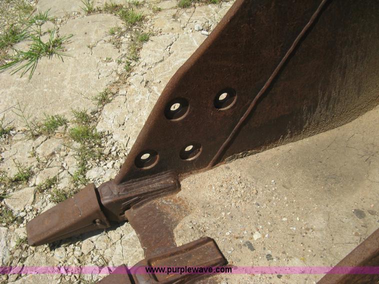 image for item AS9035 24"W excavator bucket