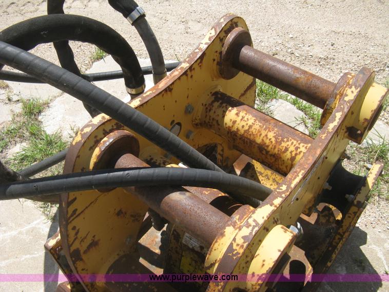 image for item AS9036 Hydraulic plate compactor