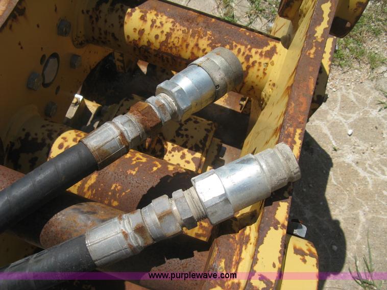 image for item AS9036 Hydraulic plate compactor