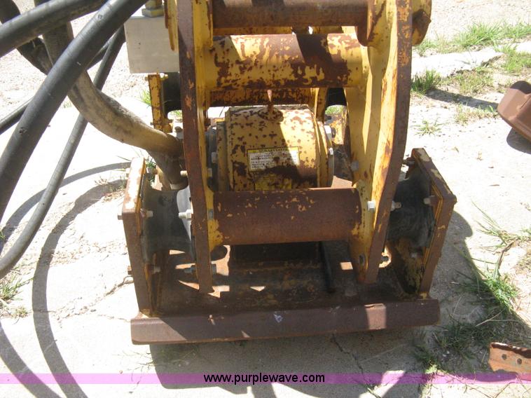 image for item AS9036 Hydraulic plate compactor