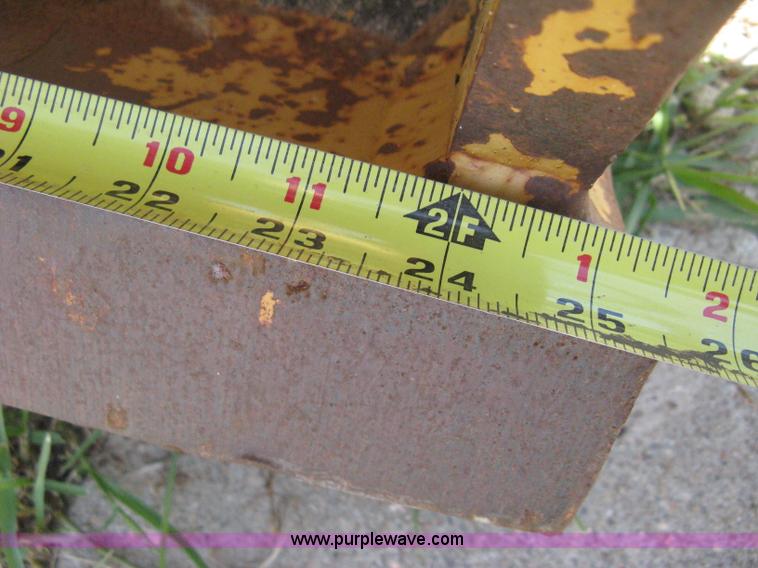 image for item AS9036 Hydraulic plate compactor