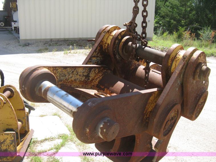 image for item AS9037 Garier 16" hydraulic pincher