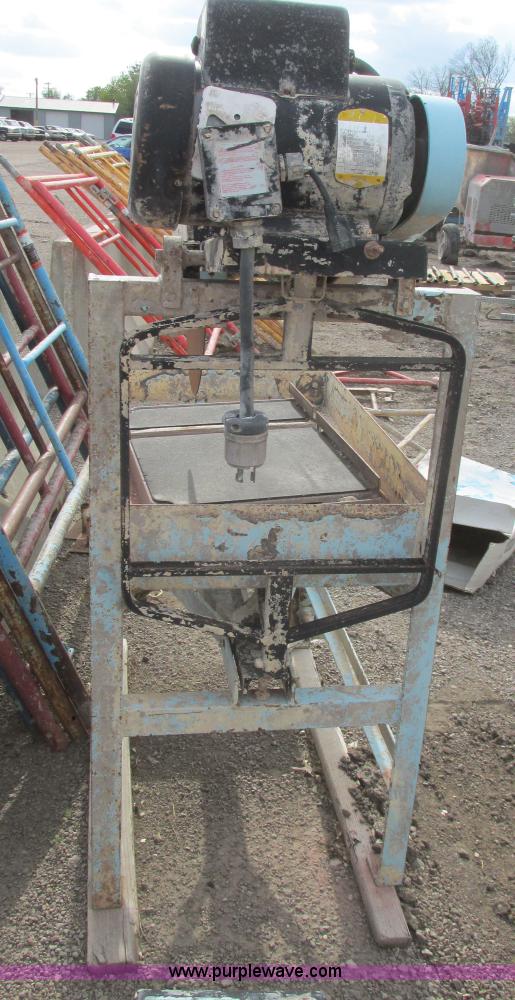 Target GM2051 masonry saw in Wichita, KS Item AS9246 sold Purple Wave