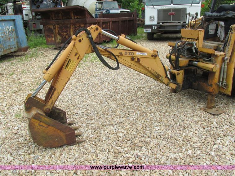 image for item AW9979 Case D100 skid steer backhoe attachment