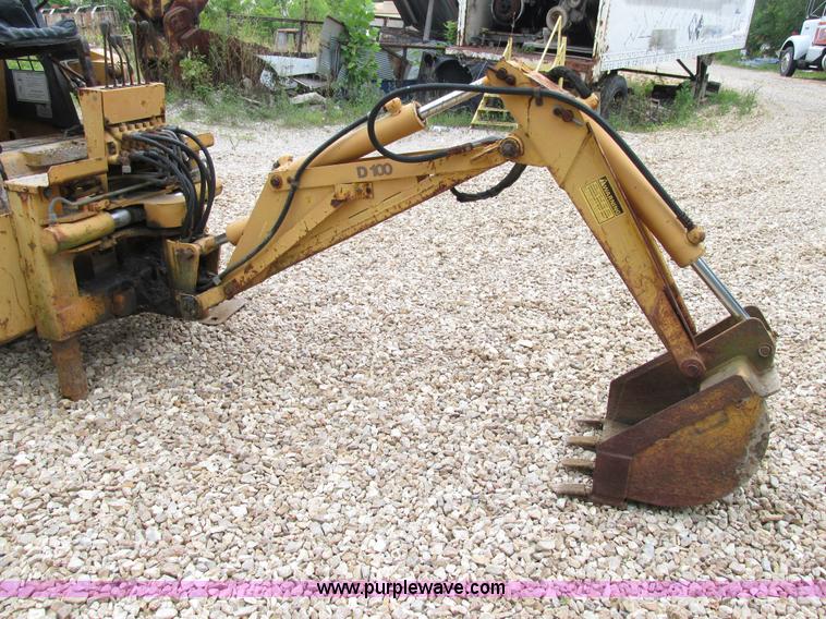 image for item AW9979 Case D100 skid steer backhoe attachment