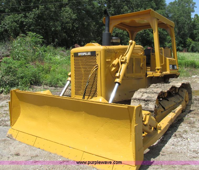 image for item AW9995 1980 Caterpillar D5B dozer