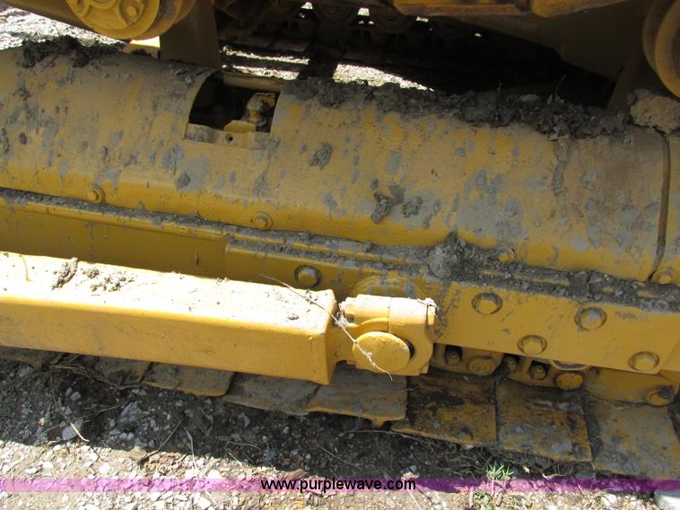 image for item AW9995 1980 Caterpillar D5B dozer