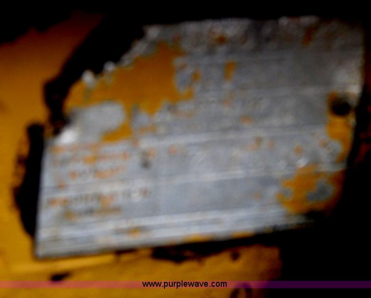 image for item AW9995 1980 Caterpillar D5B dozer